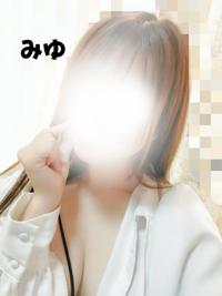 お昼休み、ちょっとだけ……ね？