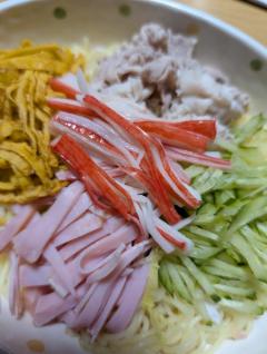 冷やし中華始めました(笑)