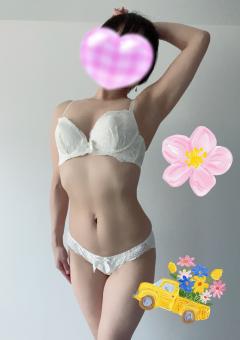 Mrs. LUSH　