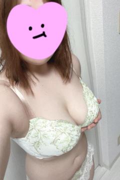 BLUE MOON cafe(大分市) 愛梨(あいり)癒し系超エロ新人