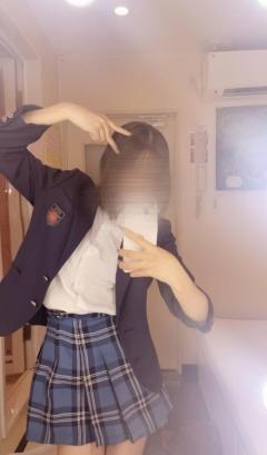 YESグループ Lesson.1 沖縄校(那覇市) てぃな
