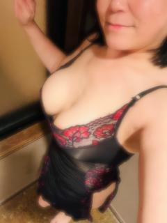 さくら　ゆり　(濃密巧妻)