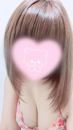 鹿児島天文館デリヘルLOVEVE～ラヴィーヴ～　かな☆可愛い系パイパンお姉さん☆