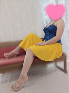 ドスケベ人妻　ドスケべ人妻