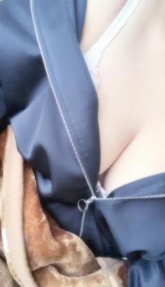 BLUE MOON cafe　胡桃(くるみ)エロぽちゃ新人