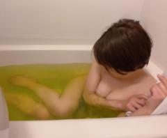 Mrs. LUSH　多江子