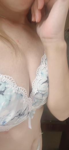 アルファ　くるみ〜スタイル抜群美女〜