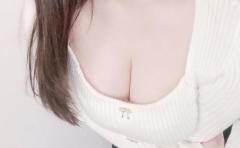 BLUE MOON cafe(大分市) 雫(しずく)神エロ降臨美肌新人