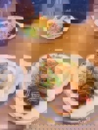 大人の遊園痴「スピーディー」　ゆう（美脚でスレンダー）