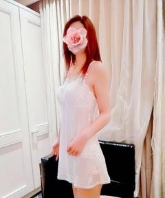  絢花（あやか）超美魔女