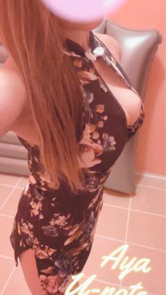 U-NOTE。　あや (Aya)