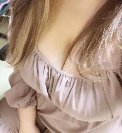 BLUE MOON cafe　優衣(ゆい)エロぽちゃ