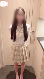  りほ【現役18歳体験入店】