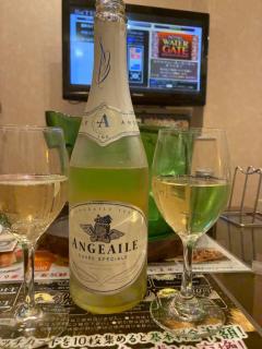 こすらぶ鹿児島店　せな