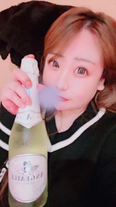 鹿児島天文館デリヘルLOVEVE～ラヴィーヴ～　みこと☆衝撃Mカップ大阪ガール☆