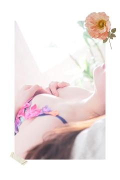 MANIN-ONREIマン淫御礼　風月（ふづき）色白巨乳美人