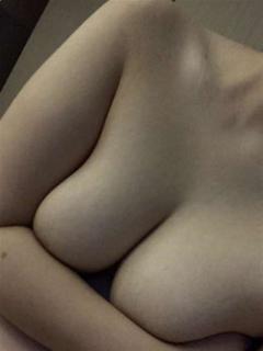 淫夢～欲情にまみれた妻たち～　さな