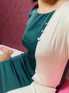 鶴富屋敷 礼子(人妻バイト)