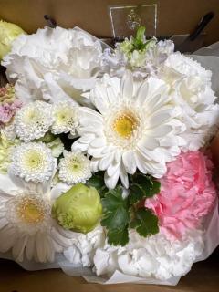 人妻宅急便　レイナ(色白、美人)