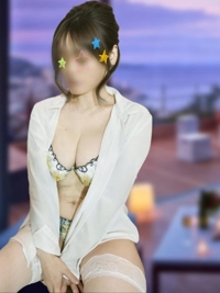 okinawa -銀ノ翼-　りこ【反則級の神乳】