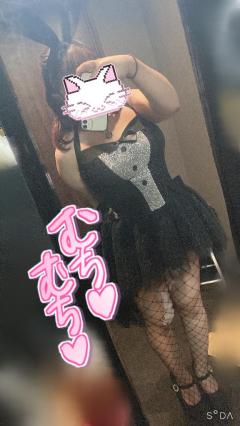 BLUE MOON cafe　苺(いちご)超可愛エロぽちゃ