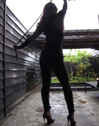 マドンナSANSAIN　蘭香織【女王様♡】