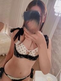 ギャルサー　瞳（ひとみ）