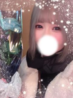 BLUE MOON cafe 唯華(ゆいか)超可愛体験入店 おひさしぷりっつ