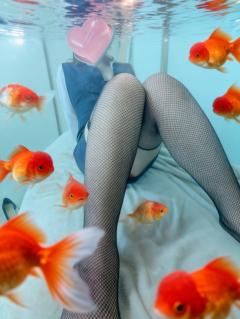 ドスケベ人妻　ドスケべ人妻