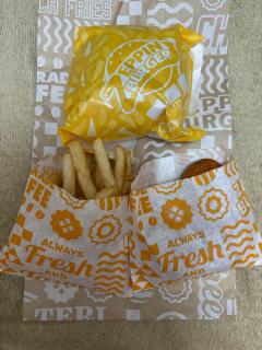 DALIA(ダリア)　チカ