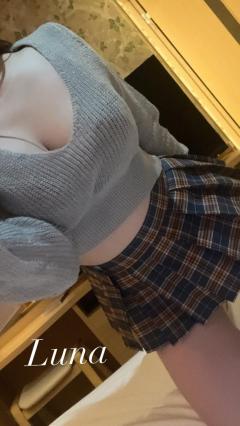 こすらぶ鹿児島店　ルナ