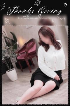 MANIN-ONREIマン淫御礼(デリヘル) 風月（ふづき）色白巨乳美人