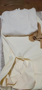 一足早い春らしい服装で