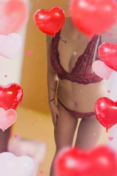 BLUE MOON cafe(大分市) 唯華(ゆいか)激可愛癒し系アイドル