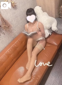 かりゆしOLの秘密　みずき★キスが大好きピュア娘