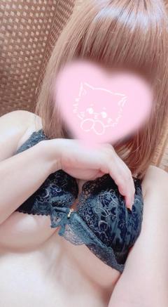 鹿児島天文館デリヘルLOVEVE～ラヴィーヴ～　かな☆可愛い系パイパンお姉さん☆