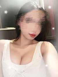 足が生まれたての小鹿