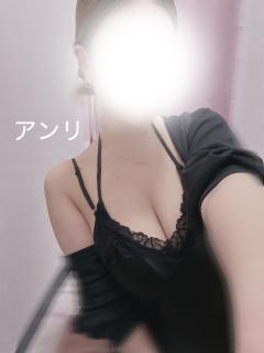 DALIA(ダリア)　アンリ