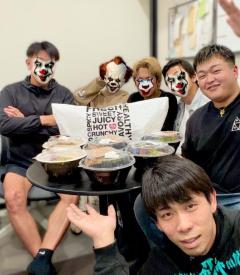 愉快な仲間たち?