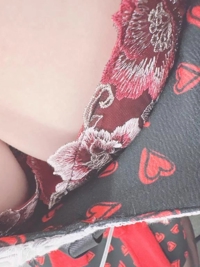 動画新幹線にて上乳アップ！