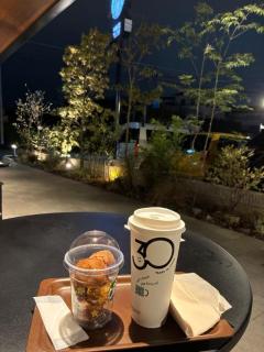 明日、出勤します。