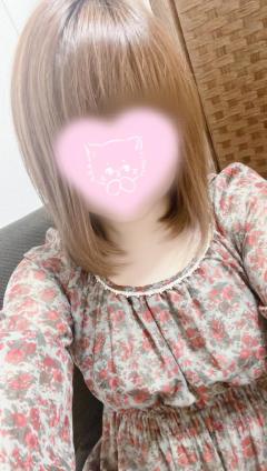 鹿児島天文館デリヘルLOVEVE～ラヴィーヴ～　かな☆可愛い系パイパンお姉さん☆