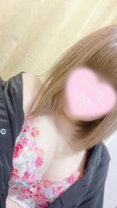 鹿児島天文館デリヘルLOVEVE～ラヴィーヴ～　かな☆可愛い系パイパンお姉さん☆