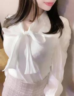 人妻コレクション～若妻から熟女まで　新人ももか♡大量潮吹き美女