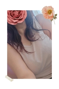 ∠(　- )／
