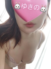 白うさぎ　ゆきの