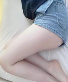 生足もちもち