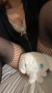 かりゆしOLの秘密　はのん♡ガチ18歳未成年沖縄島娘
