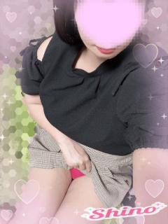MANIN-ONREIマン淫御礼 紫乃（しの）濡れて艶めく人妻