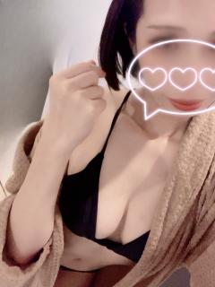 しゅｼｭｯ(⊃'-'∩)